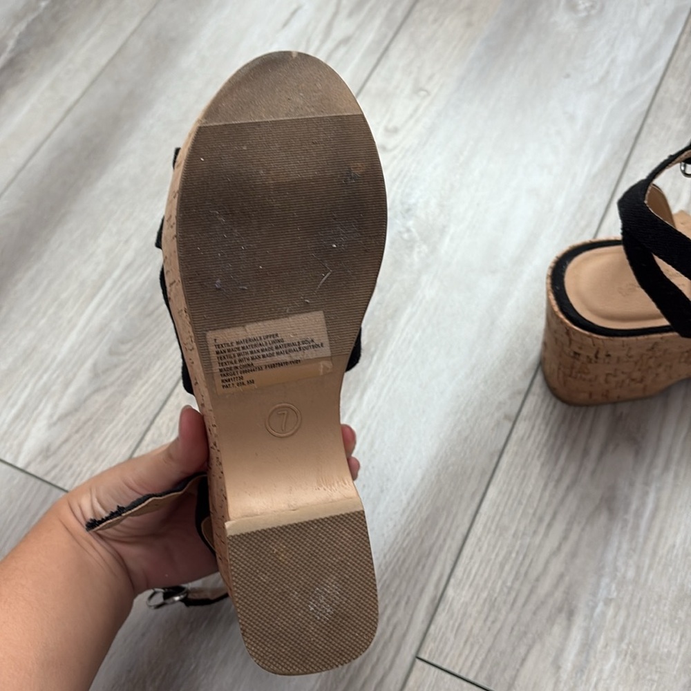 Universal Thread Women's Cork Wedge High Heels Sandals size 7 - Picture 5 of 6